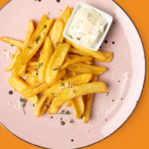 Frytki z majonezem i grana padano